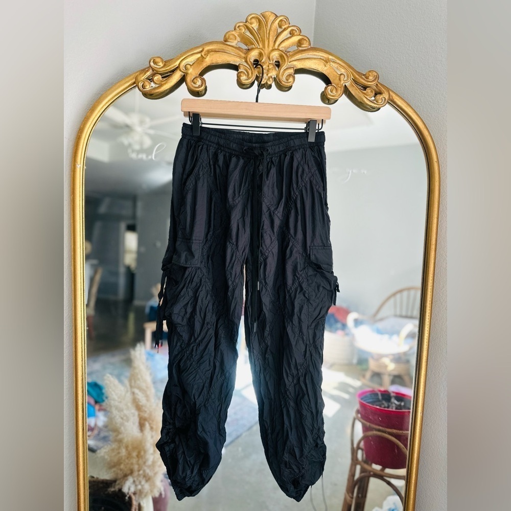 Free people movement black nylon joggers size Xs nwot